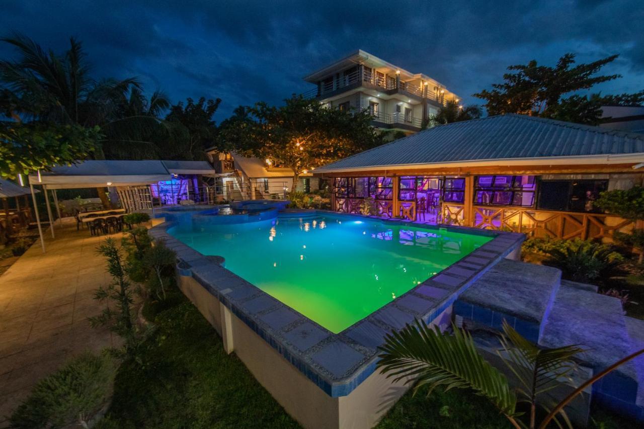 Rawis Resort Hotel And Restaurant Borongan Exterior foto