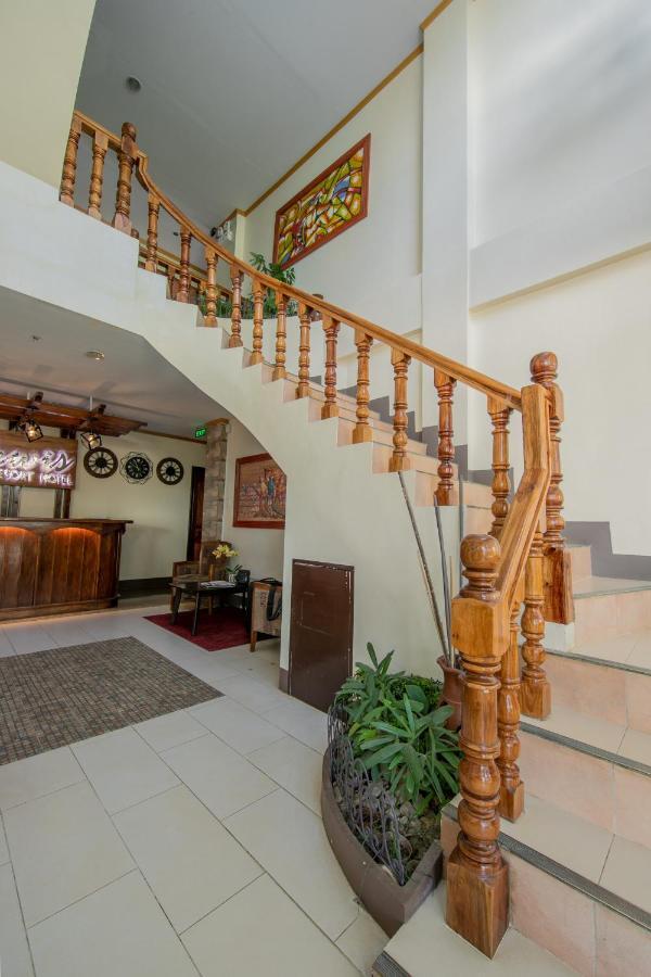Rawis Resort Hotel And Restaurant Borongan Exterior foto